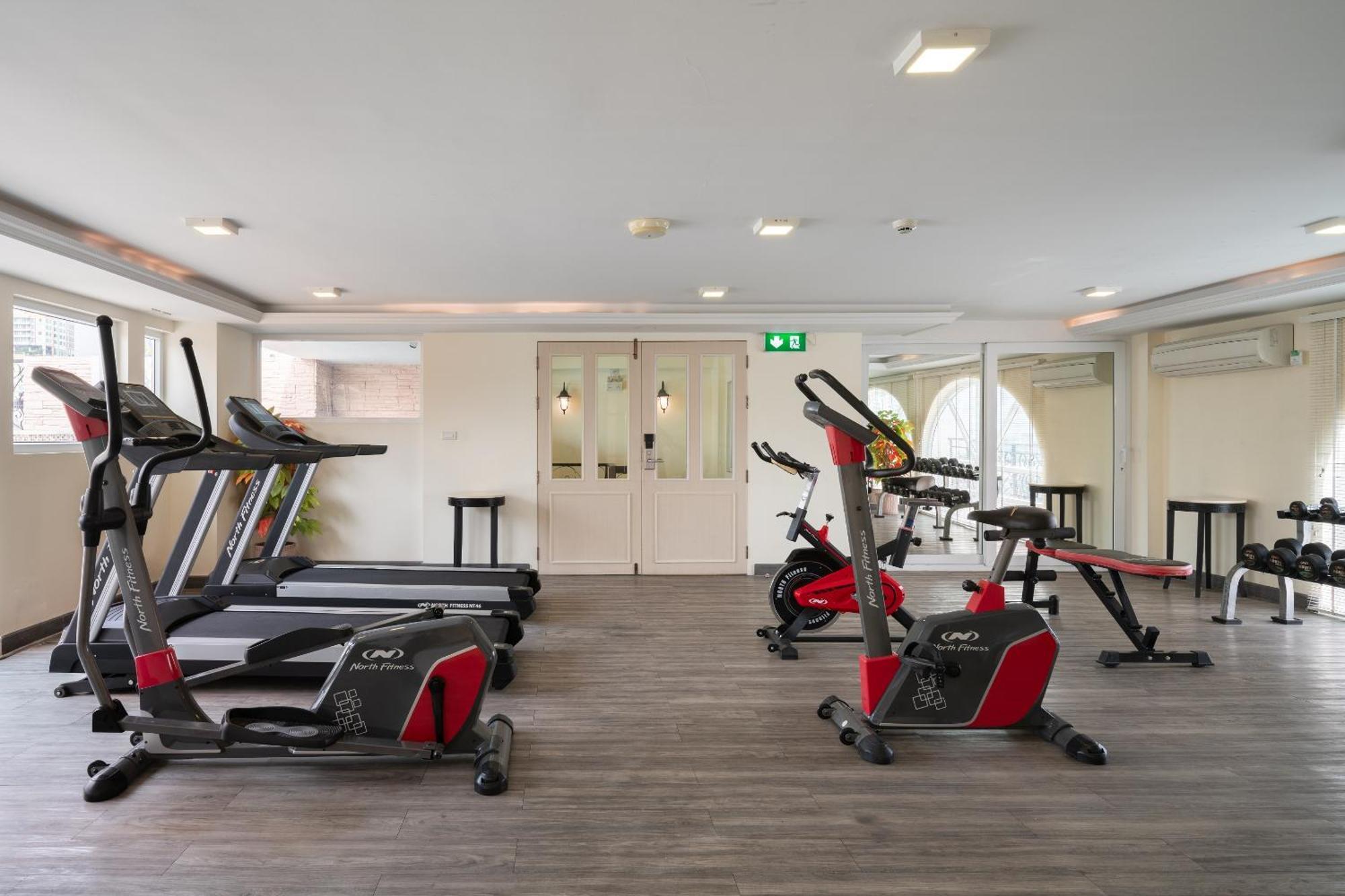 Syama Hana Executive Apartments Thonglor バンコク都 エクステリア 写真